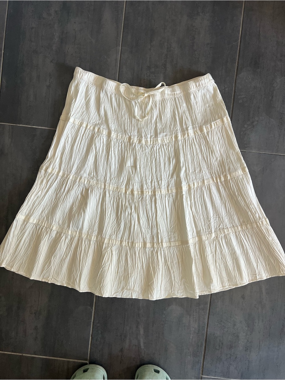 American Eagle Outfitters Cream Tiered A-Line Skirt